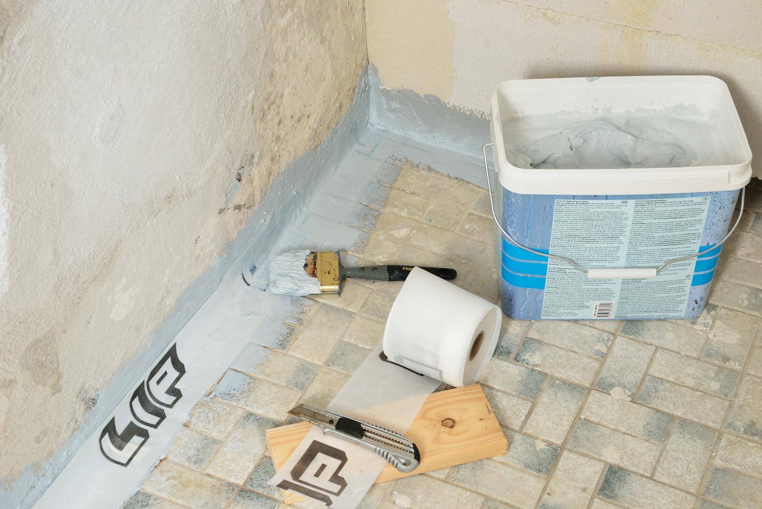 Slik får du dusjnisjen helt tett